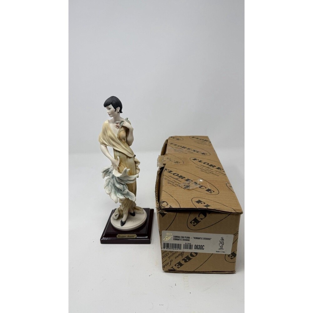 Florence Giuseppe Armani Figurine. Romantic Evening 0630C. Made In Italy
